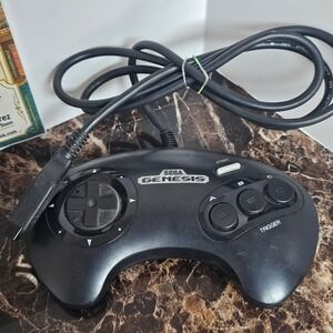 Sega Genesis Controller 3 Button Wired Control Pad Model 1650 Black Made inJapan